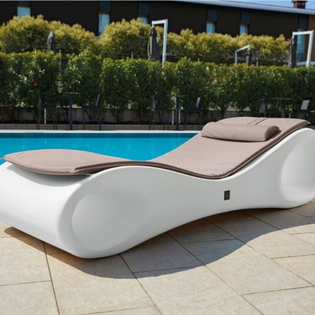 SLICE cushion, LYXO