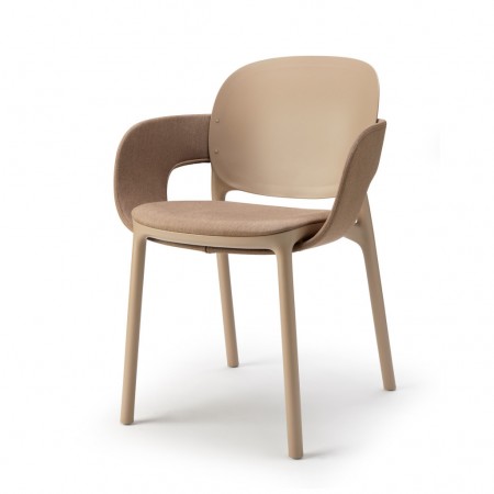 Poltrona imbottita HUG, Scab Design