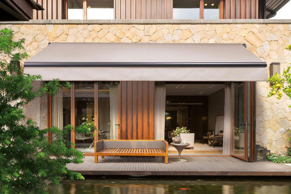 Arm awnings